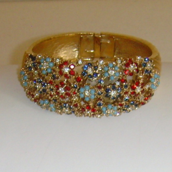 CINER Vintage Unsigned Bracelet with Watch - Picture 13 of 16